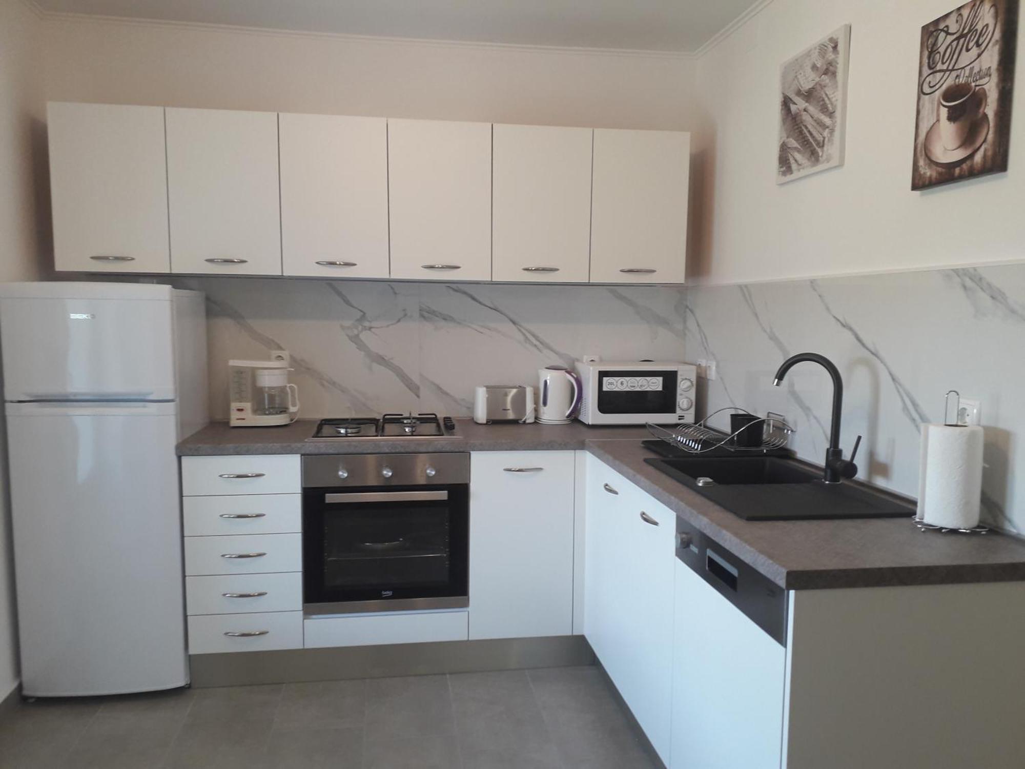 Apartmani Roza 로파르 객실 사진