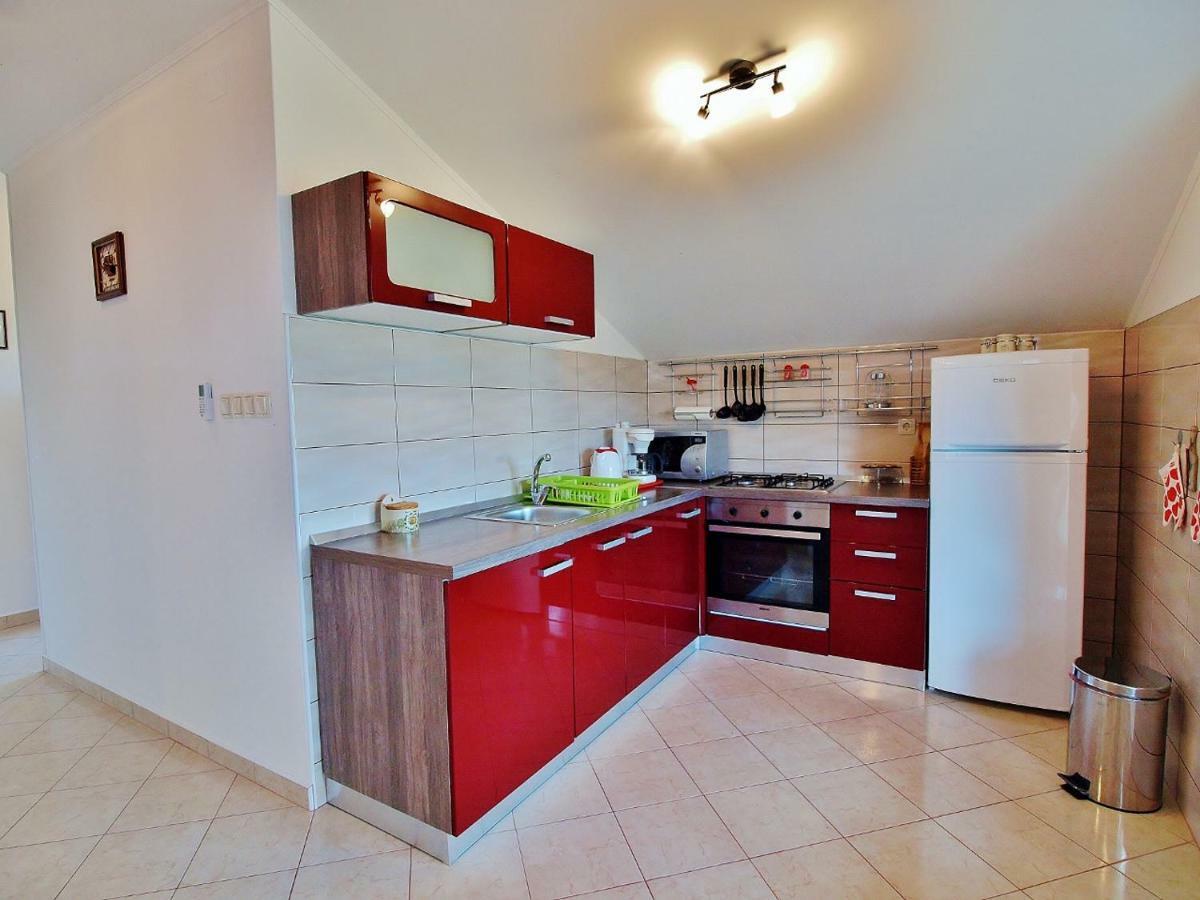 Apartmani Roza 로파르 외부 사진